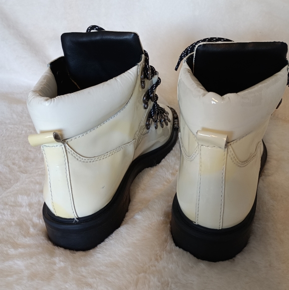 Schutz Ariabelle Bootie size 8 - Picture 5 of 10